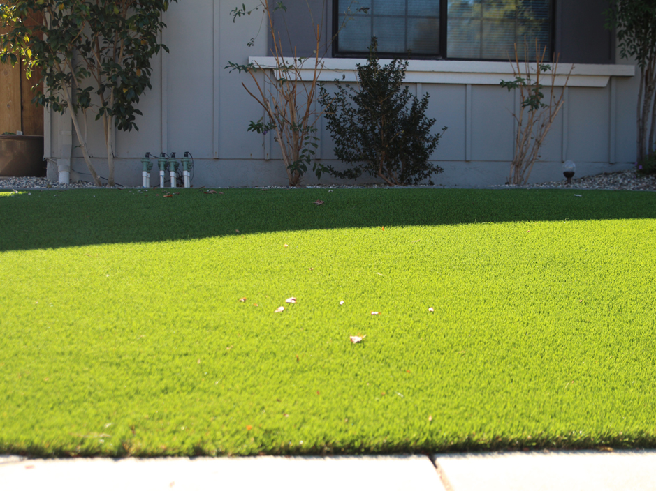 Artificial Grass: Green Lawn Marlin, Texas Design Ideas, Front Yard