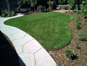 Artificial Grass Photos: Green Lawn Point Comfort, Texas Paver Patio, Small Front Yard Landscaping